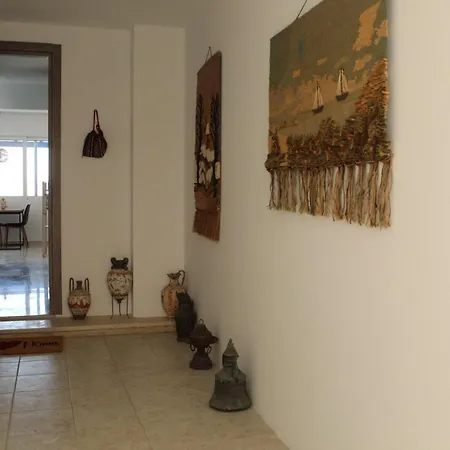 מטלה Teacher'S Apartment מראה חיצוני תמונה