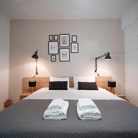מטלה Teacher'S Apartment מראה חיצוני תמונה